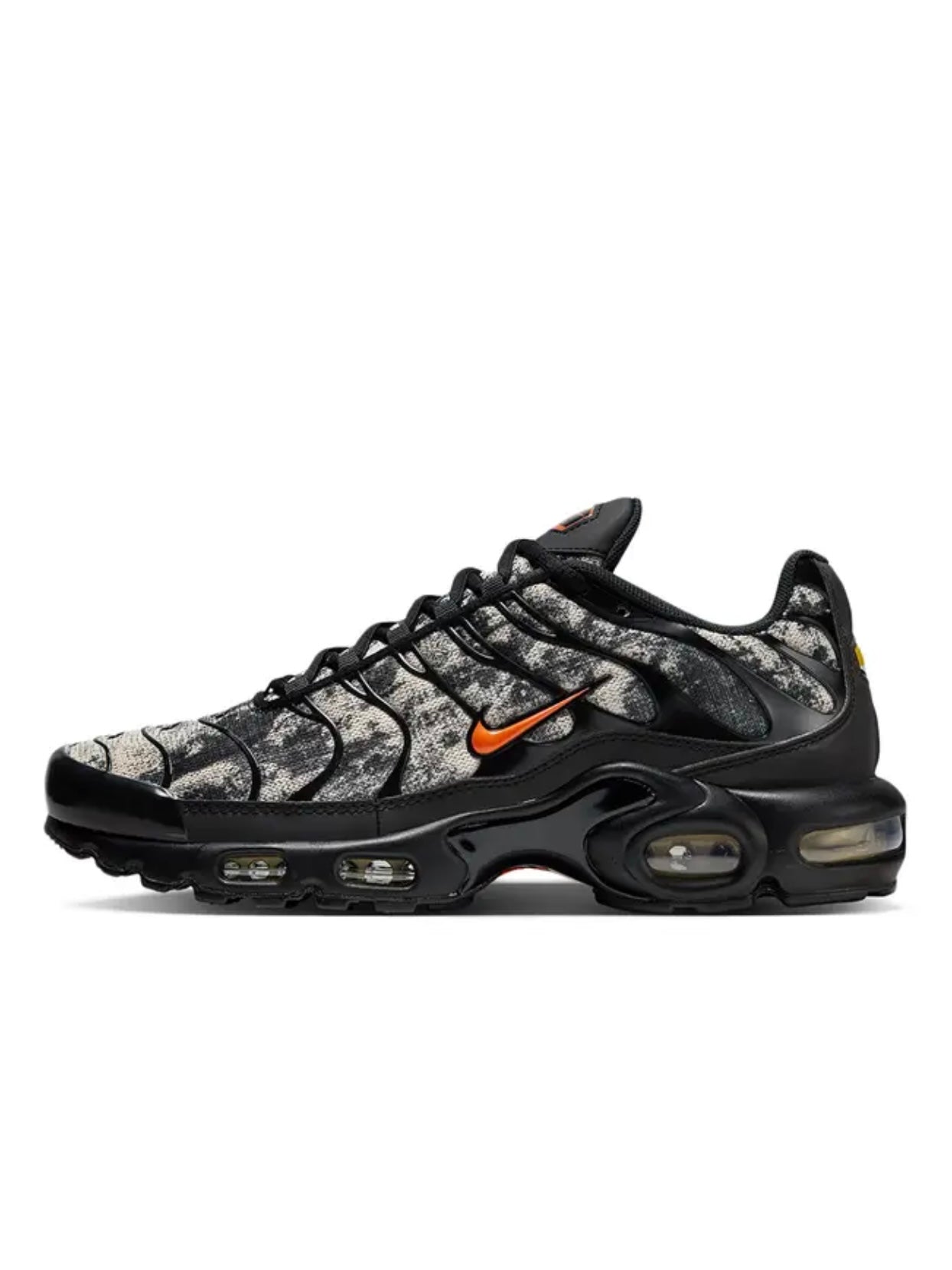 AM Nike Tn Plus Tuned Camouflaged