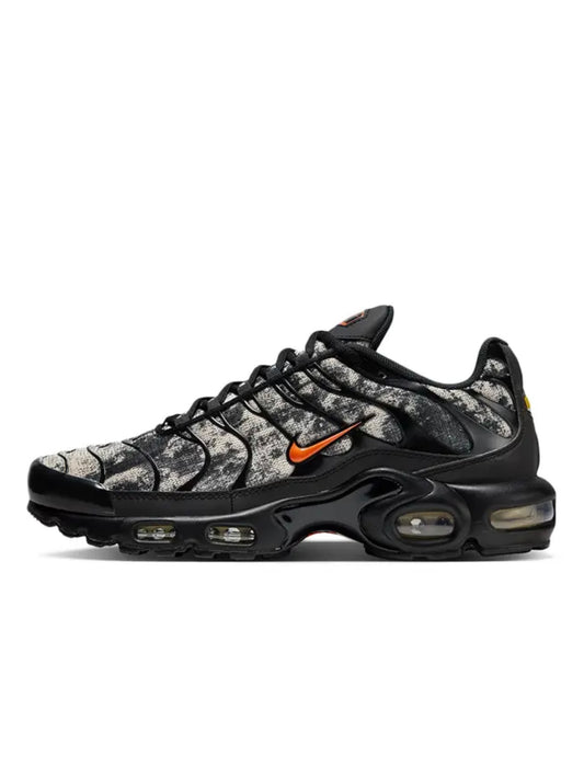 AM Nike Tn Plus Tuned Camouflaged