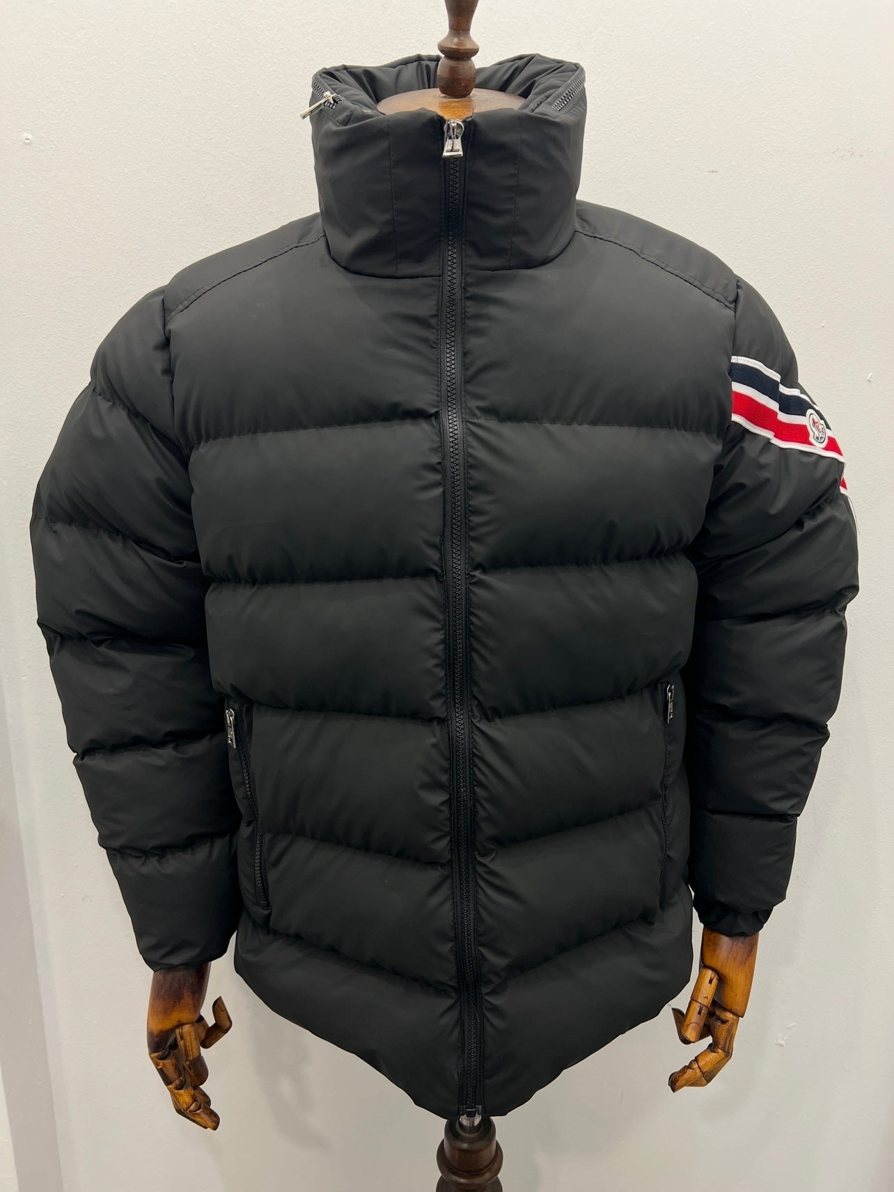 Jacket Μαύρο Moncler Μπουφάν Line