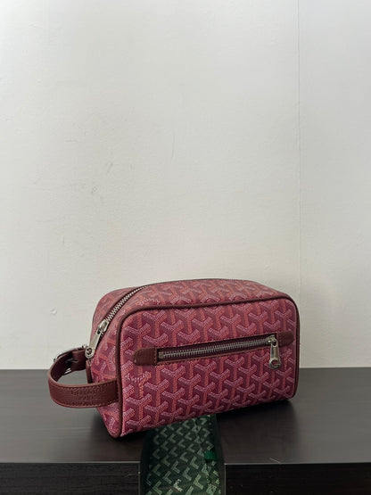 Cap-Vert Medium Goyard Bag Red