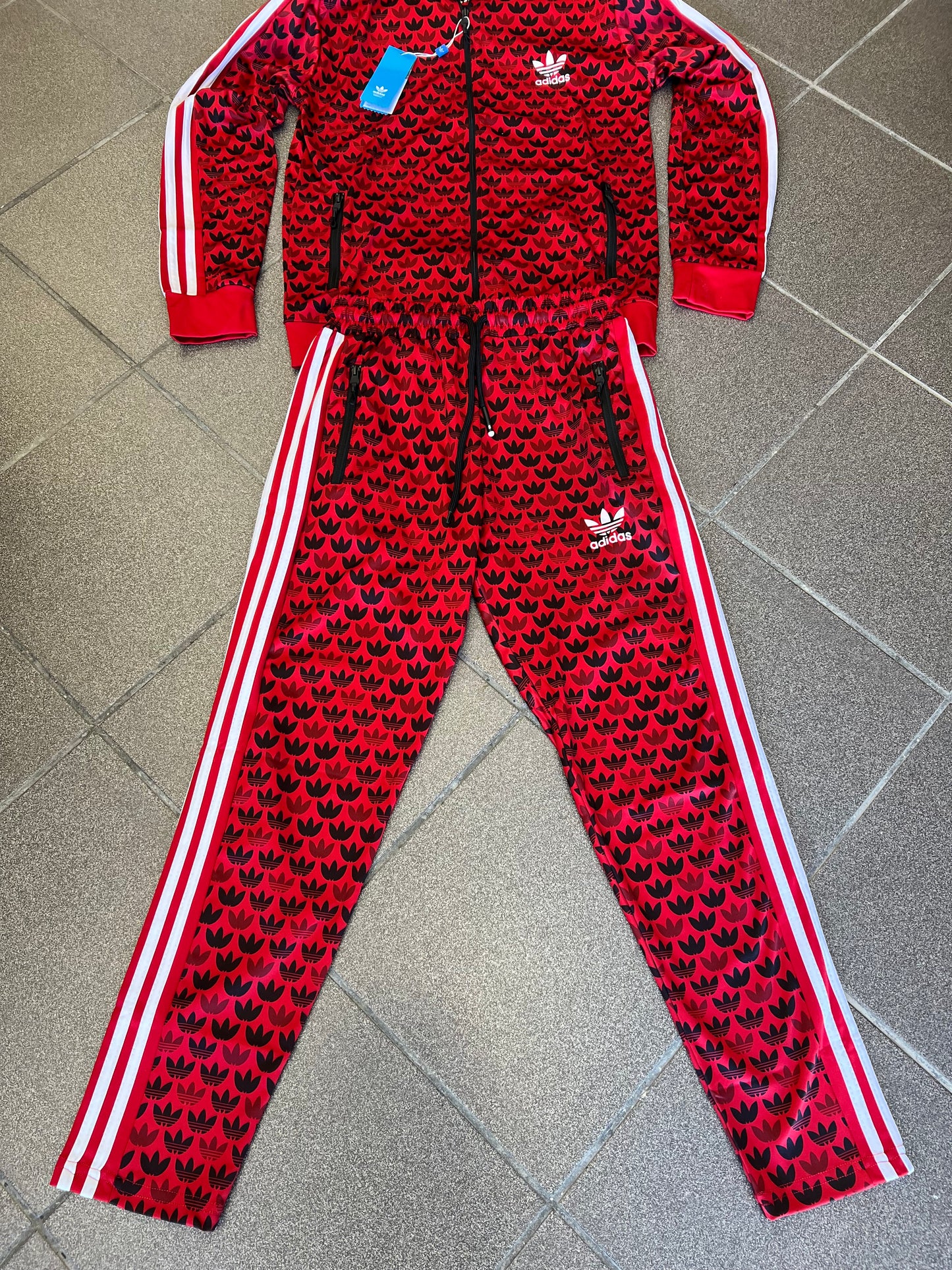 Σετ Φόρμας Adidas Κόκκινη