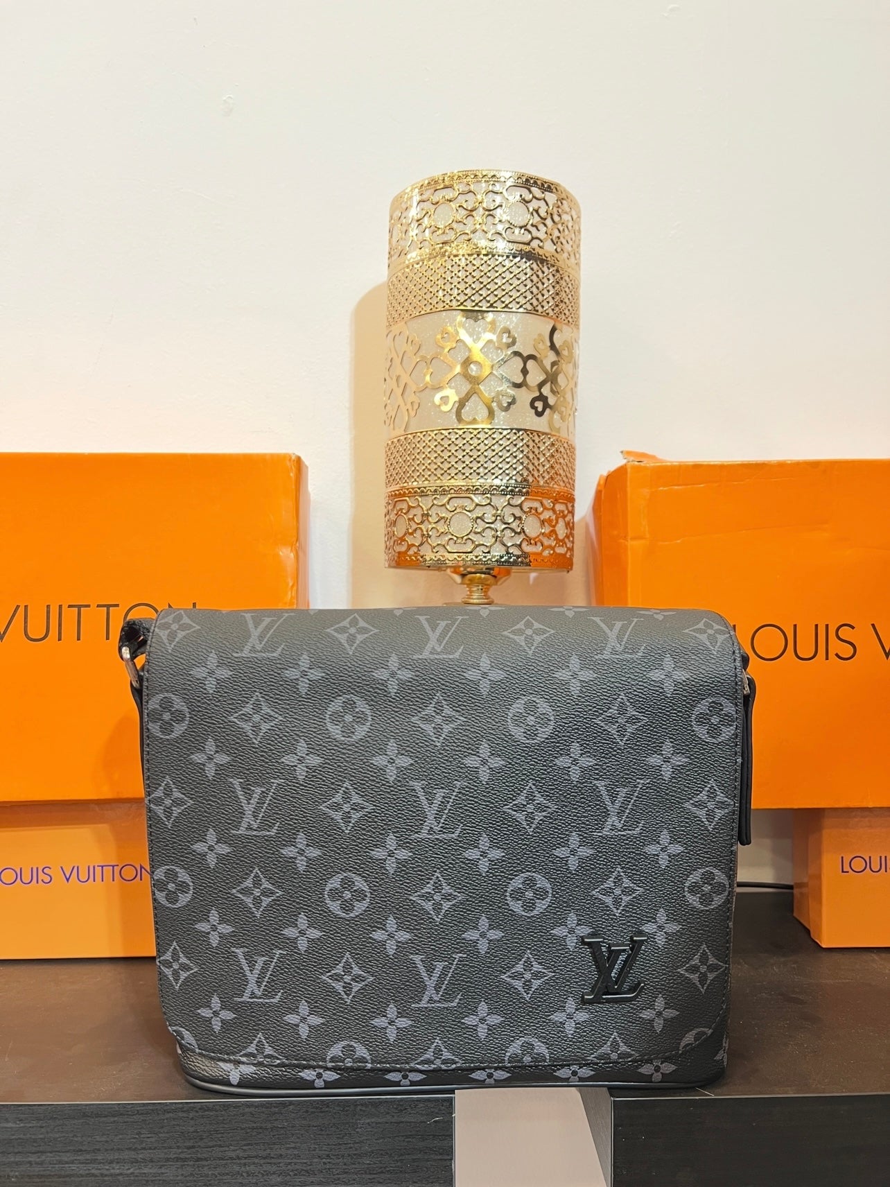 LV Γκρί/Μαύρο Messenger Big Bag